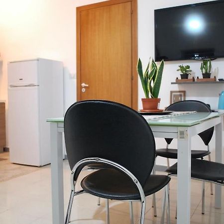 Lincoln Apartment Palermo Luaran gambar